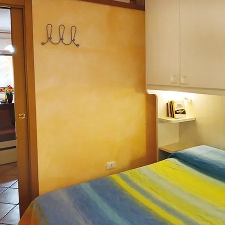 Апартаменты Le Di Lidia Due Con Piscina E Accesso Diretto Al Mare Кастельсардо