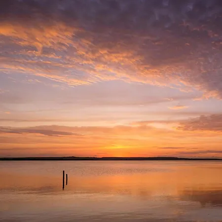 Le Di Lidia Due Con Piscina E Accesso Diretto Al Mare *