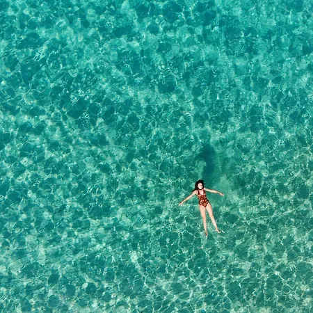 Апартаменты Le Di Lidia Due Con Piscina E Accesso Diretto Al Mare Кастельсардо