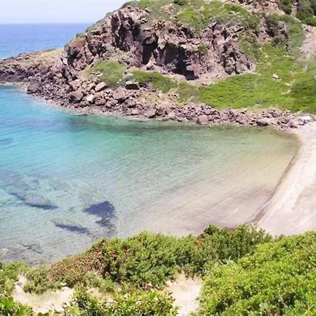 Le Di Lidia Due Con Piscina E Accesso Diretto Al Mare דירה *