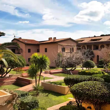 Le Di Lidia Due Con Piscina E Accesso Diretto Al Mare דירה *