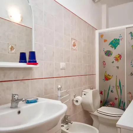 Le Di Lidia Due Con Piscina E Accesso Diretto Al Mare קאסטלסארדו